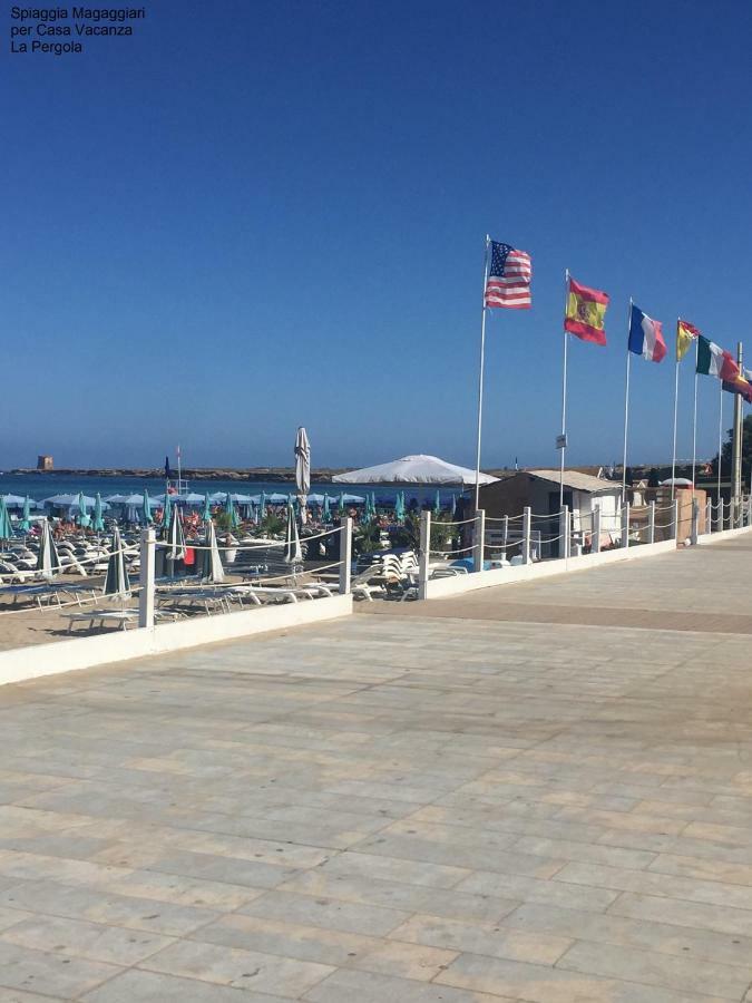 泰拉西尼Casa Vacanze La Pergola@别墅 外观 照片